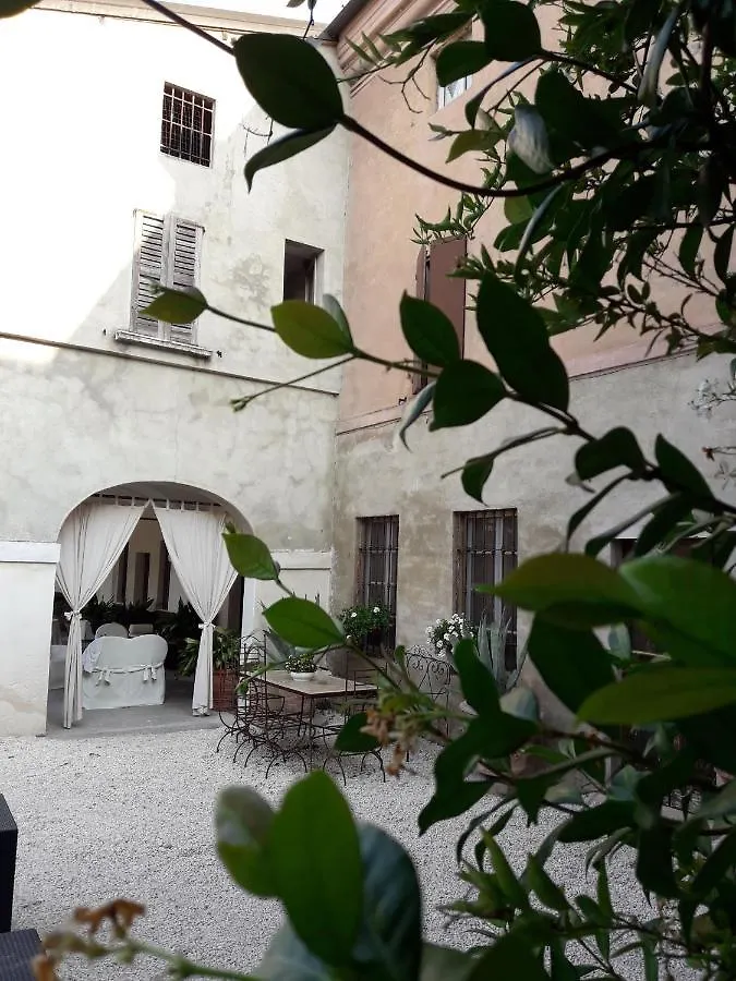 Bed & Breakfast Piccola Corte Antica Bed and Breakfast Corticelle Pieve