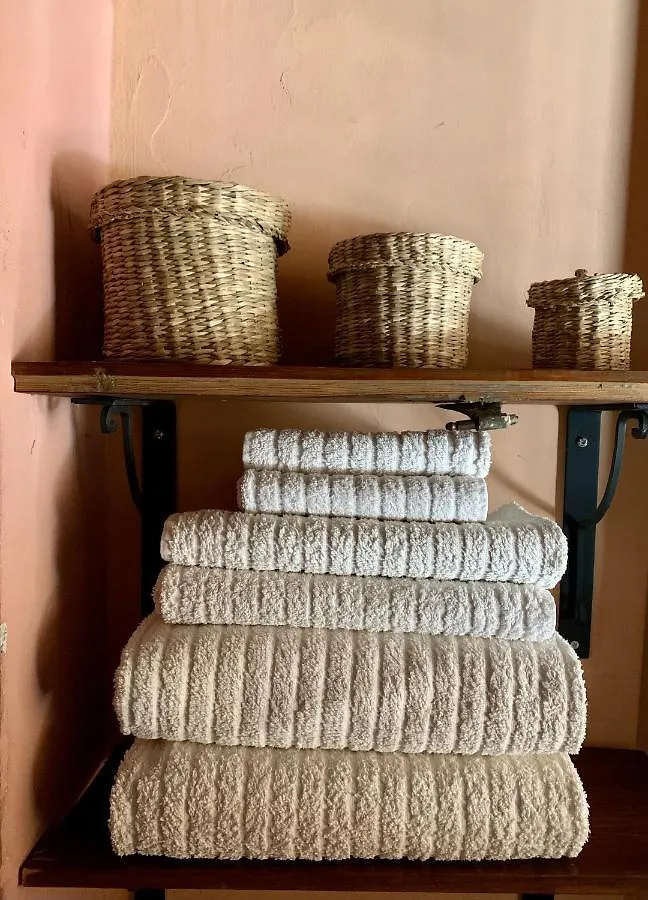 Piccola Corte Antica Bed and Breakfast Corticelle Pieve Bed & Breakfast